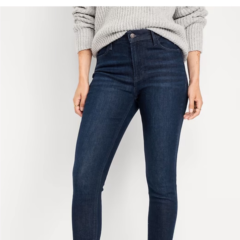 Old Navy Wow Dark Rinse Super Skinny Jeans